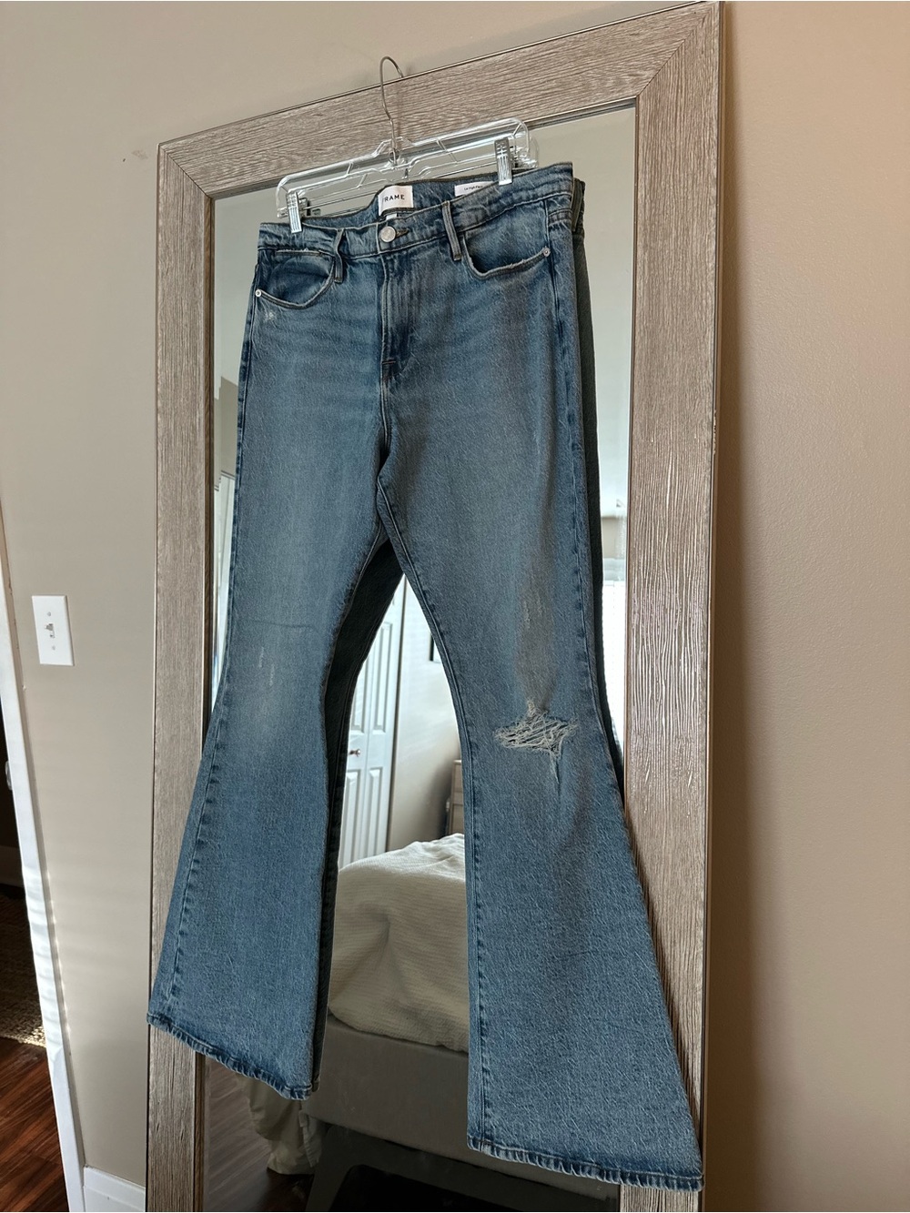 FRAME DENIM Le High Flare Distressed High Rise Jeans Size 33